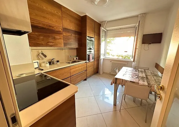 Daire Chic House Near The Lecco