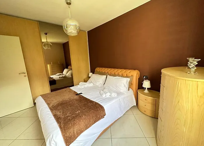 Chic House Near The *