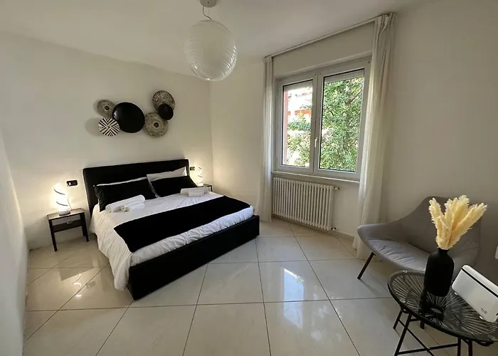 Daire Chic House Near The *